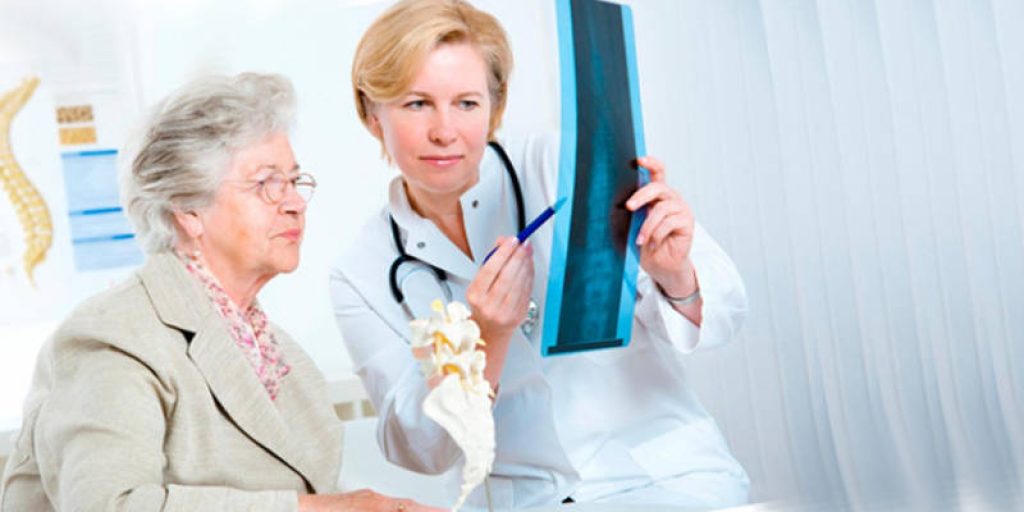 Краснодарские врачи проведут профилактические консультации об остеопорозе