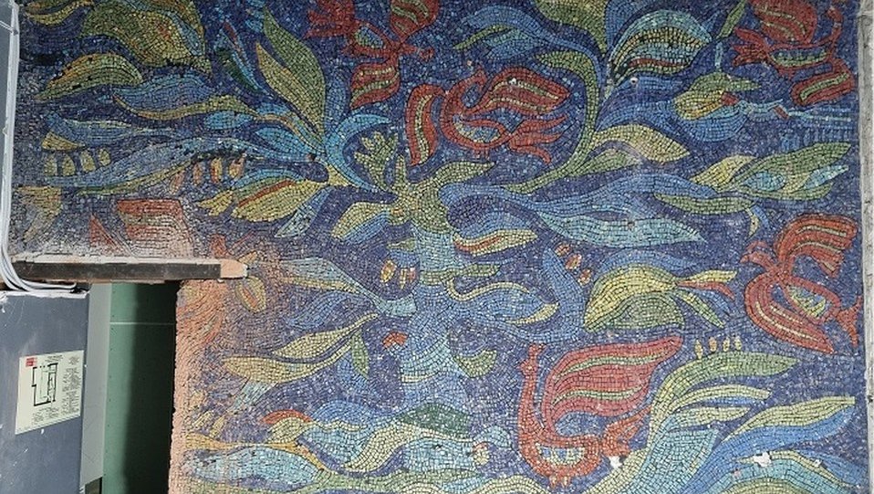В Краснодаре обнаружена уникальная мозаика 20-го века